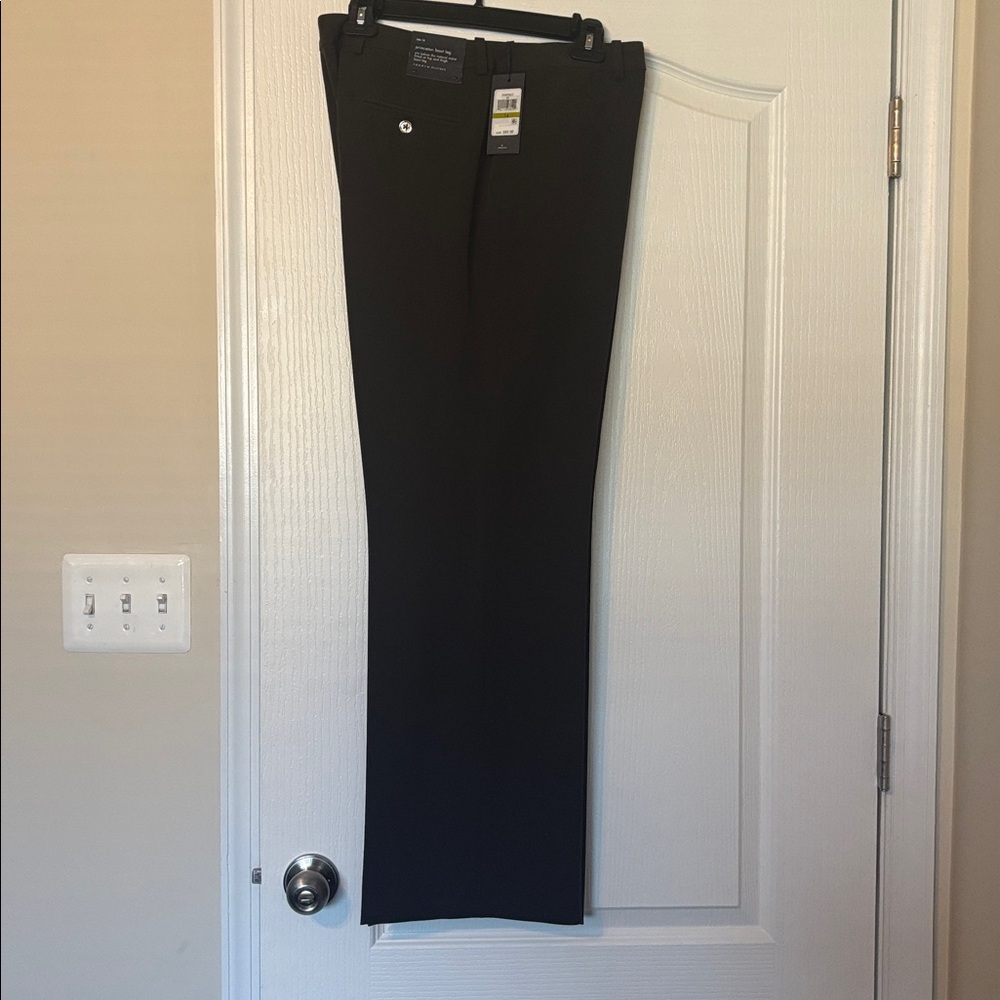 BRAND NEW! Classic Dark Brown Trousers